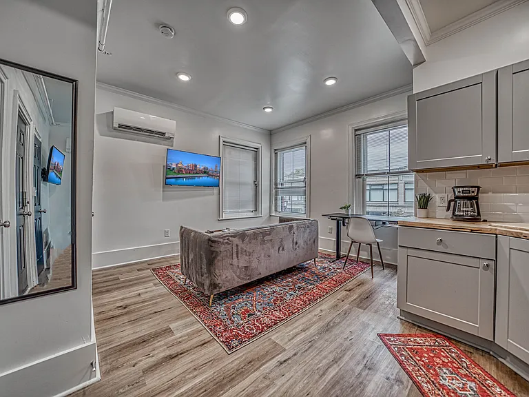 46 Allen St #3 — Photo 8