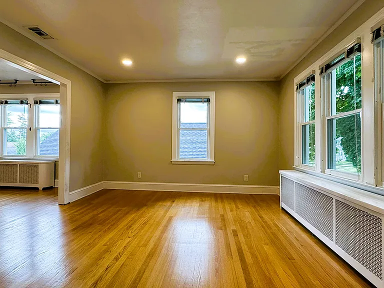 36 Somerset St #36 — Photo 2