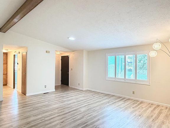 3rd image of 41 Hancock Dr