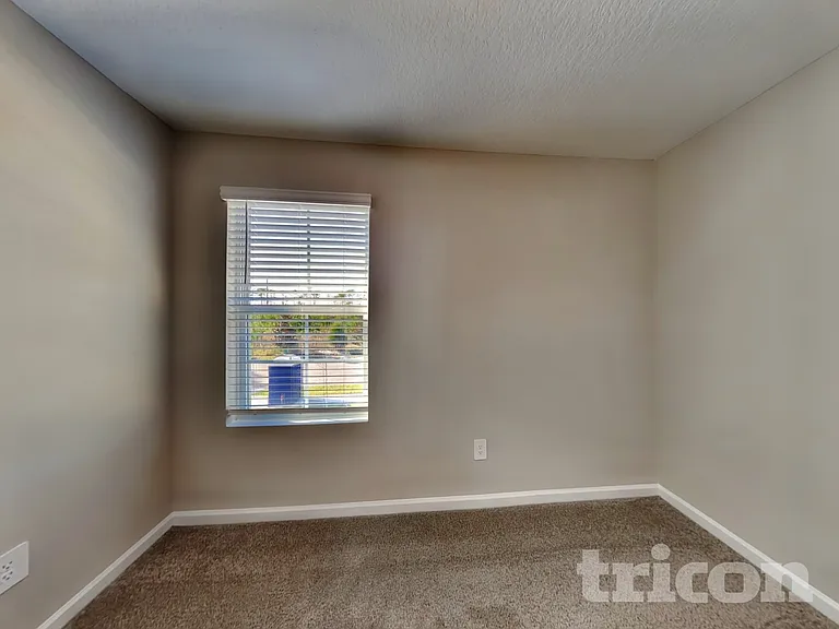 56 Raphael Ln — Photo 12