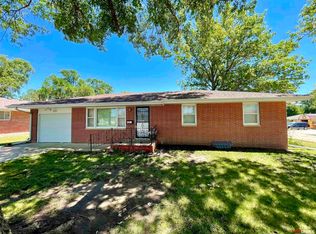 518 S D St, Milford, NE 68405