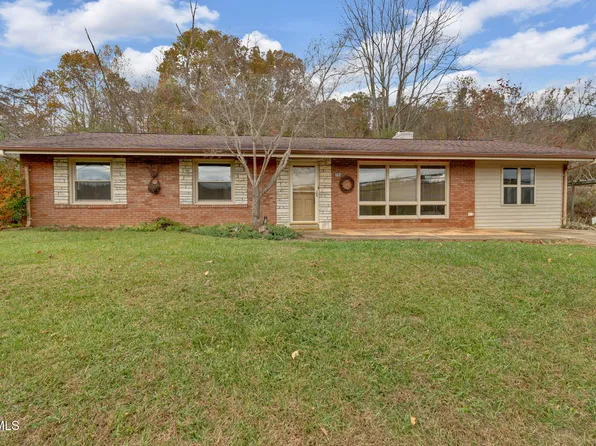 167 Charleston St, Weber City, VA 24290