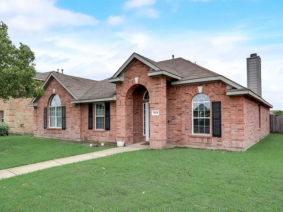 1st image of 2032 Pinenut Dr