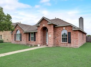 2032 Pinenut Dr, Mesquite, TX