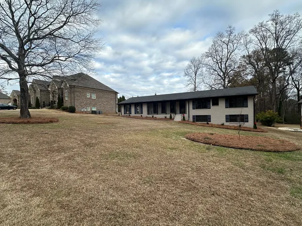 758 Mockingbird Ln, Marietta, GA 30068