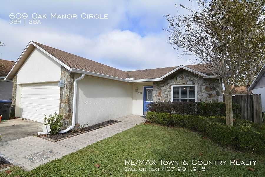 1st image of 609 Oak Manor Cir