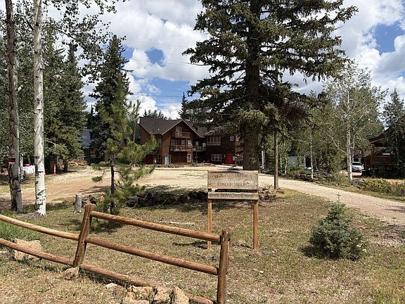 2nd image of 695 E Movie Ranch Rd #1