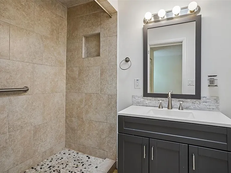 325 Timberline Trl — Photo 28