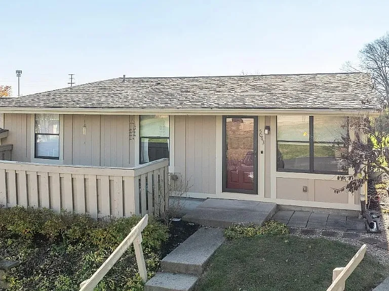 5063 Foxwood Pl #5063 — Photo 3