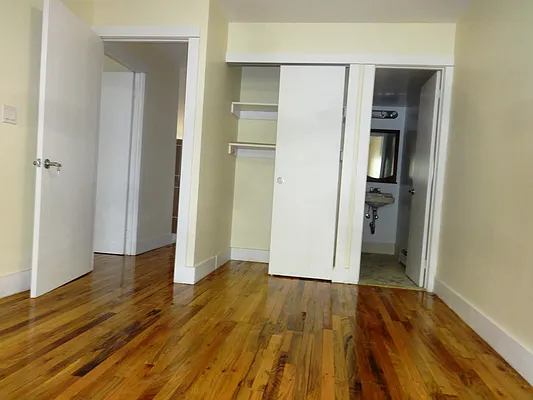 Rented by Blue Egg Realty Corp | media 45