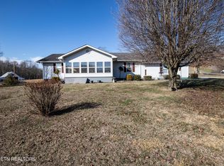 209 Jeffers Trl, Helenwood, TN 37755