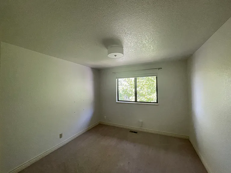 5420 W Hill Rd — Photo 15