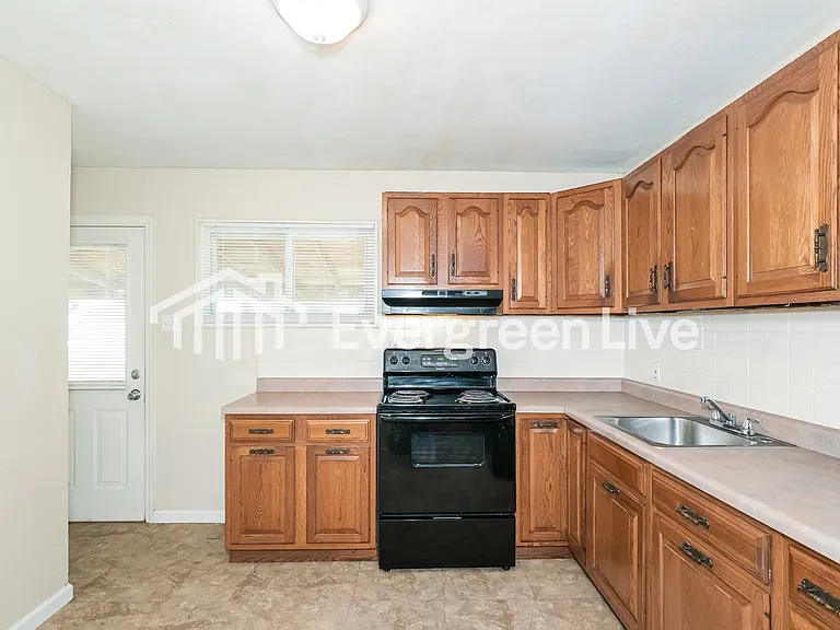 1220 S Waterford Dr — Photo 8