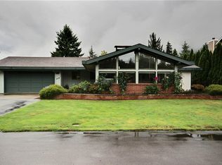449 SE Cherry Dr, North Bend, WA 98045