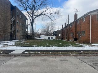 9044 S Dauphin Ave, Chicago, IL 60619