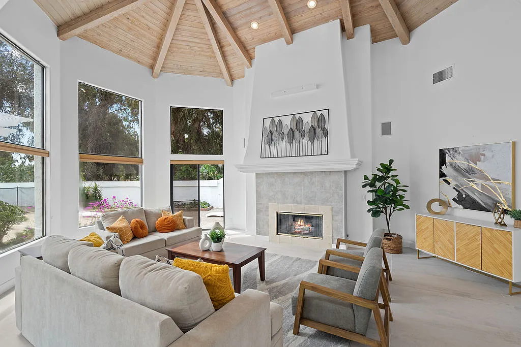 16612 Graham Pl — Photo 2