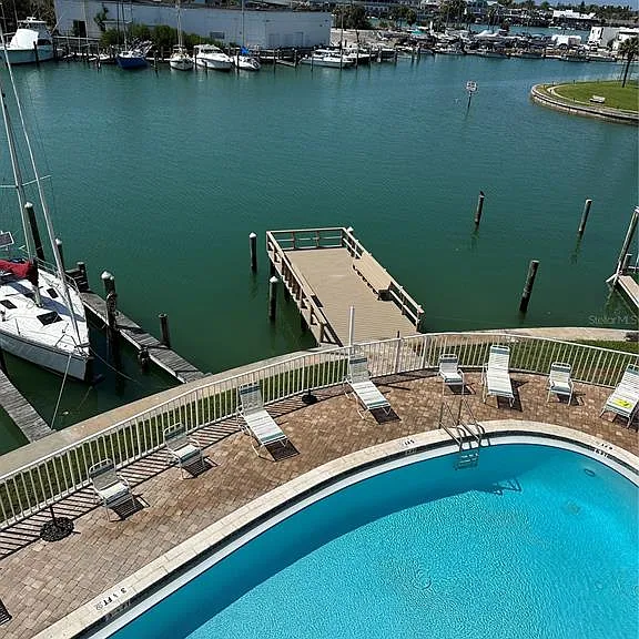 12500 Capri Cir N #401 — Photo 33