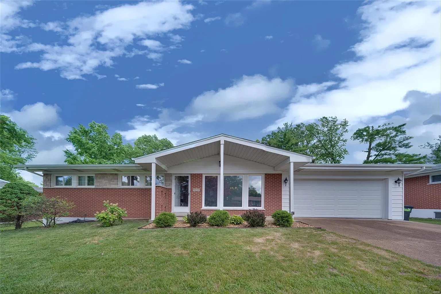 9200 Clydesdale Dr photo 1