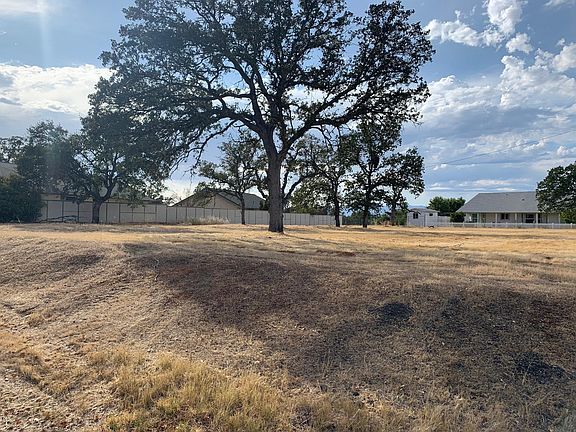4th image of 19637 Lake Ca Dr