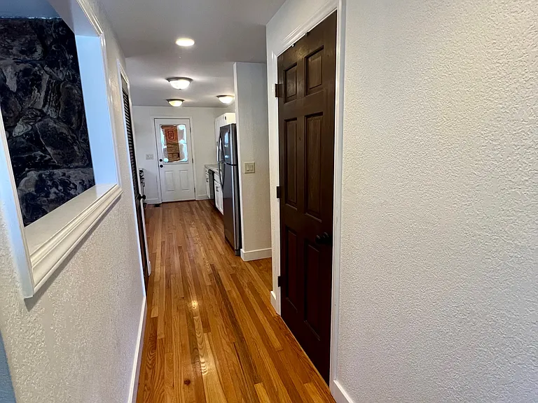 2570 Aztec Ave — Photo 29