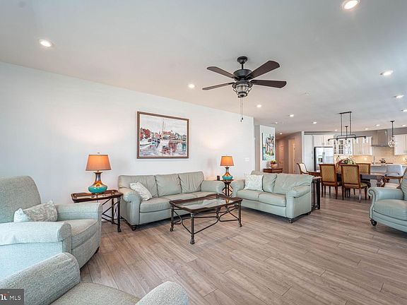 4th image of 200 Harrier Way #21