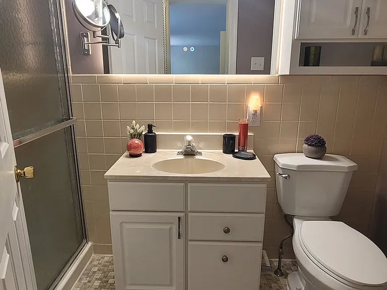 520 Merioneth Dr — Photo 48