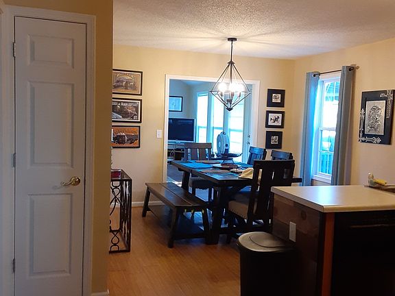 5th image of 1507 Barrywood Cir W