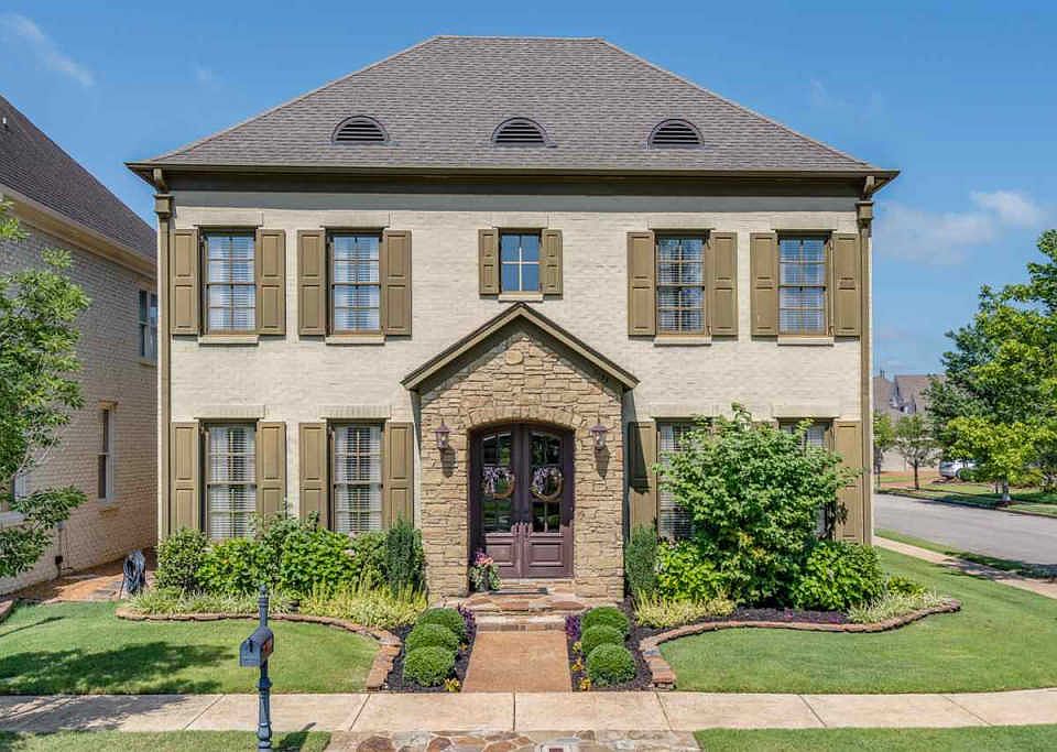1st image of 2133 Saintsbury Dr