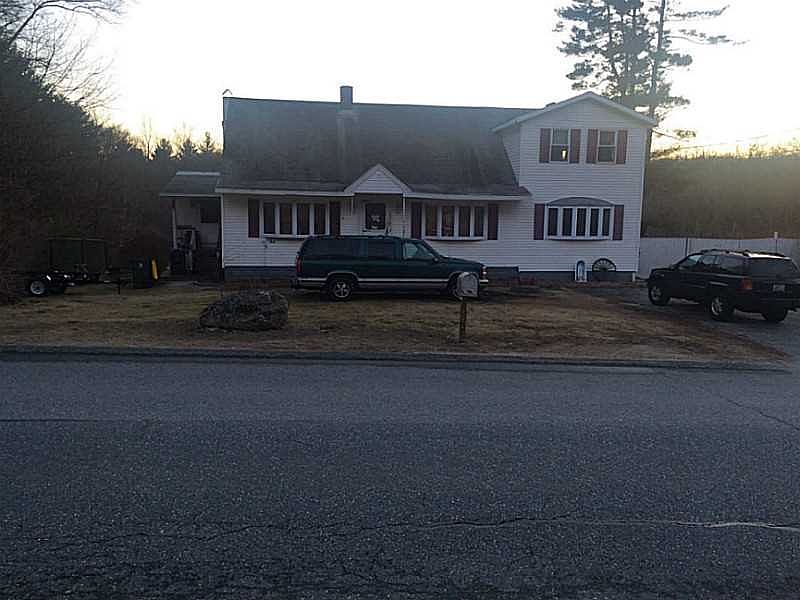 2nd image of 1350 Douglas Tpke