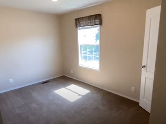 5th image of 11400 Boyne Blvd #26