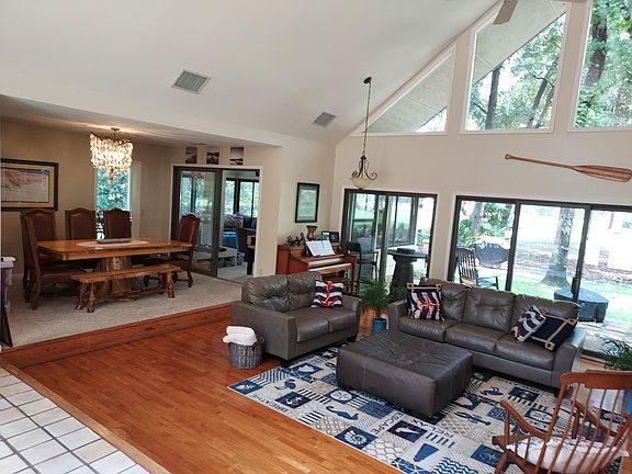 4th image of 8 Loblolly Ln
