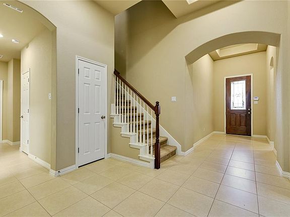 4th image of 1420 Amarone Dr