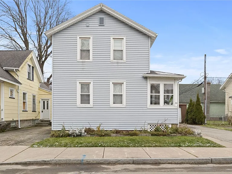 20 Bloomfield Pl — Photo 2