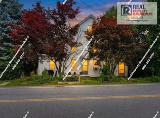 44 Main St, Raymond, NH 03077