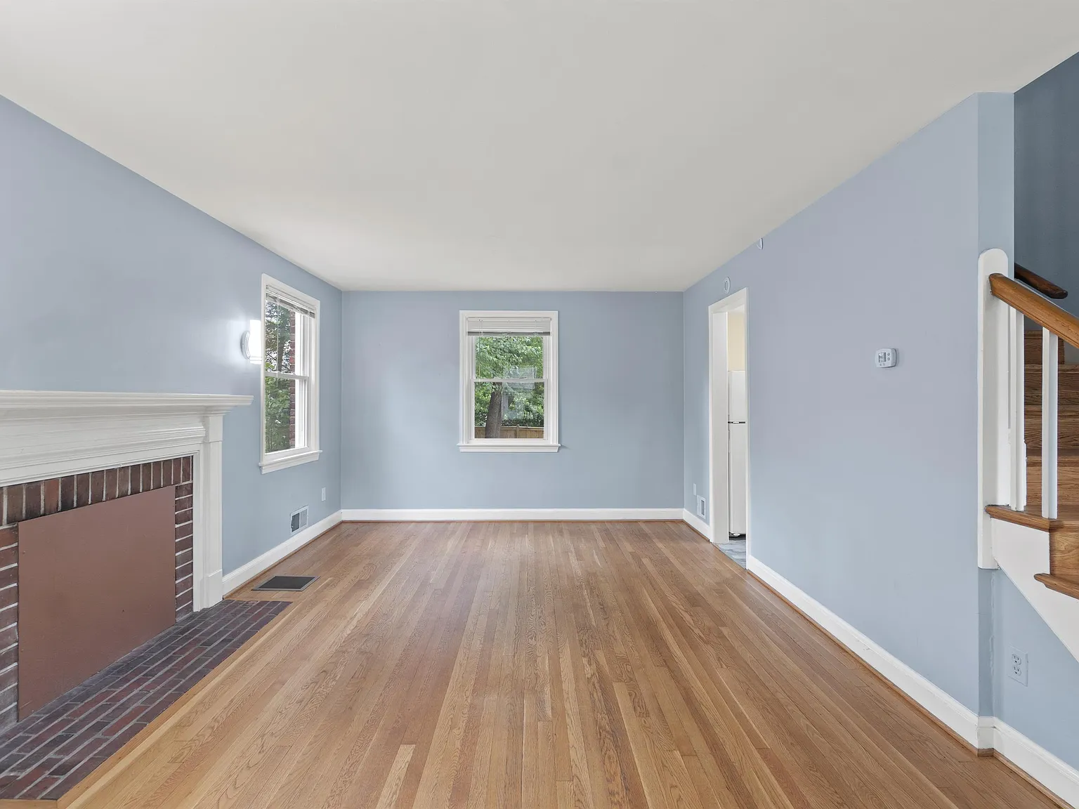 7210 Dartmouth Avenue - 1 — Photo 4
