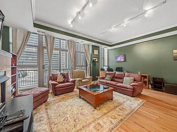 4th image of 212 W Washington St APT 708