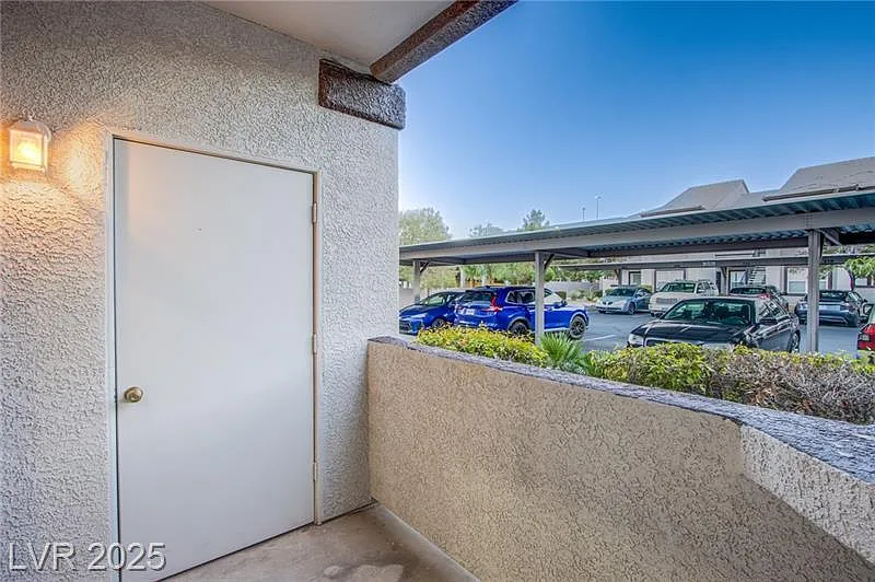 West Sunset Road 7255 #1115 - 1115 — Photo 3