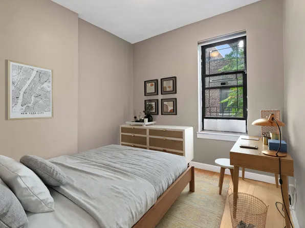 348 West 56th Street image 4 of 5