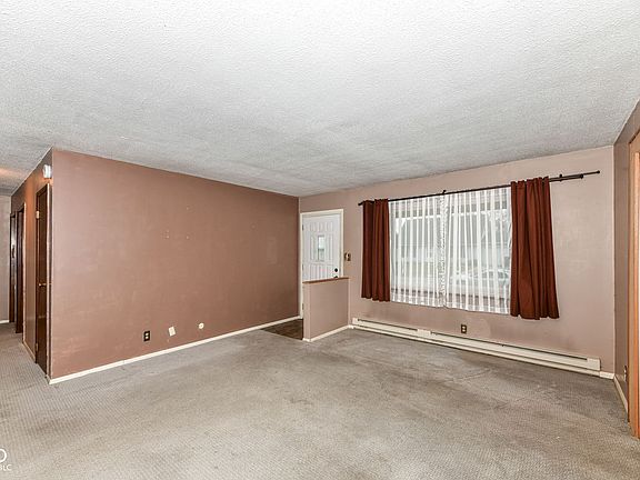 4th image of 217 W Price Ave