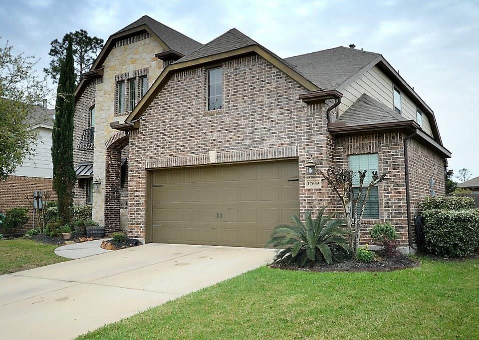 1st image of 12639 Jamestown Crossing Ln