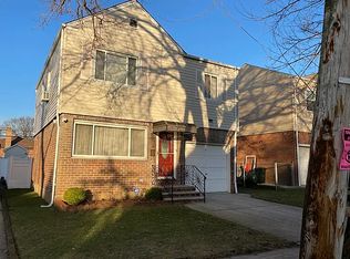 24147 132nd Rd, Rosedale, NY 11422