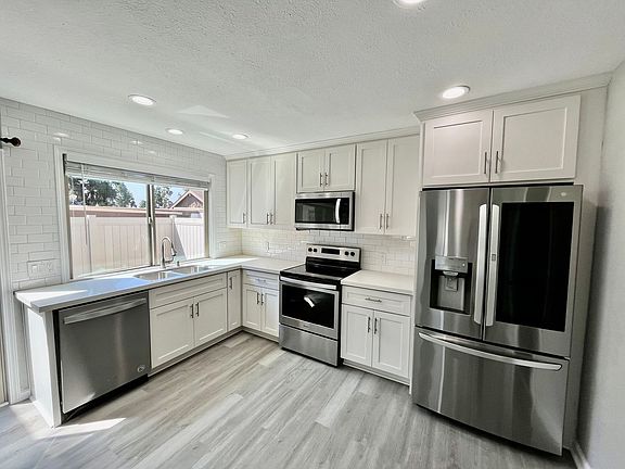 5th image of 6813 Parkside Ave