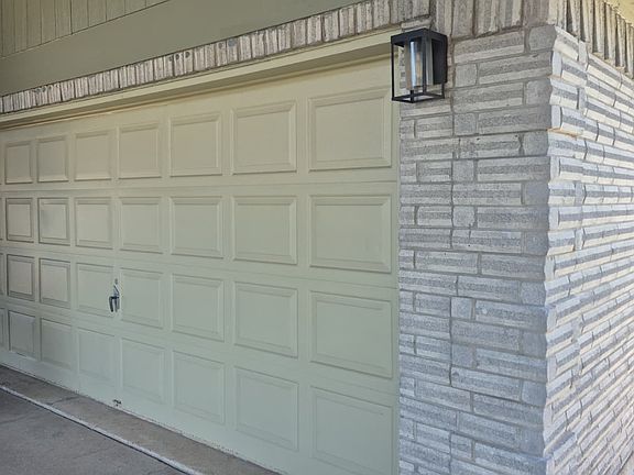 3rd image of 1419 Mission Bend Dr