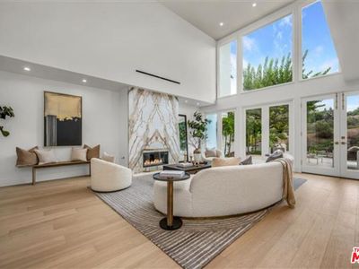 2205 Canyonback Rd, Los Angeles, CA, 90049