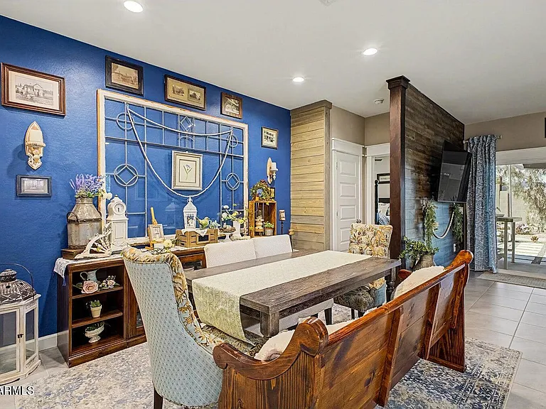 24054 W Verlea Dr — Photo 11