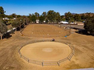 325 W Haverford Rd, Ramona, CA 92065