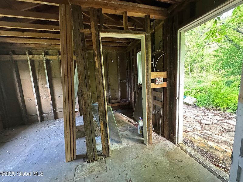 4th image of 3097 Broad Street