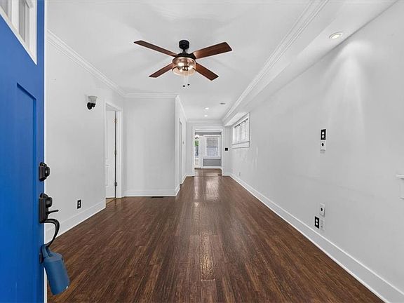 5th image of 3936 Holmes St