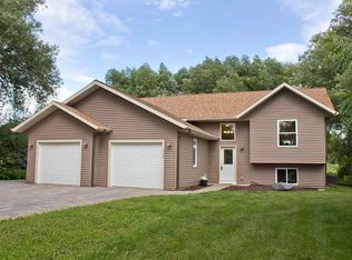 312 Emmonsville Rd, Hatley, WI 54440