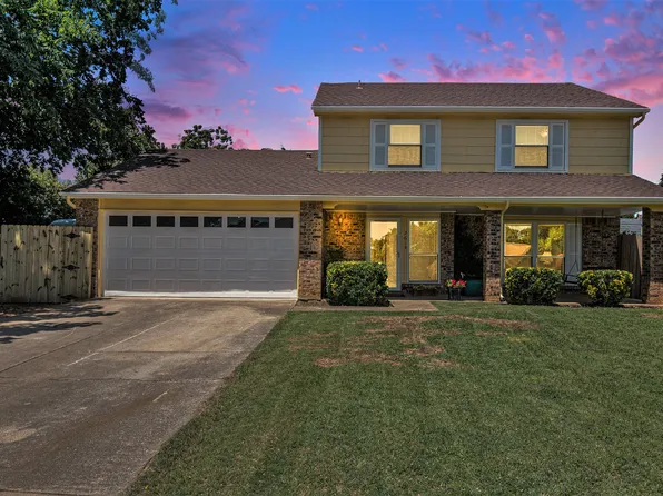 2613 Kayli Ln, Euless, TX 76039
